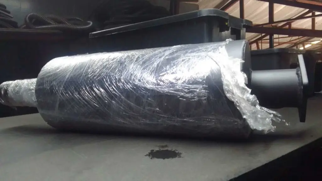 Replacement muffler for the Hino 500